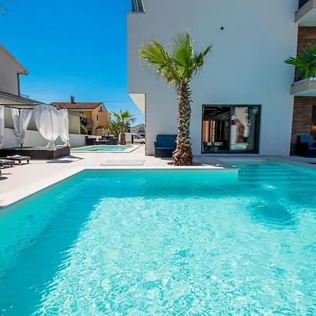 Zara In Medulin,istrien Villa *